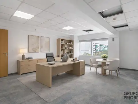 Oficina en alquiler en Puerto Madero con cochera!