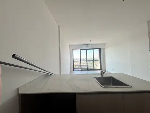 Hipólito Yrigoyen al 6100