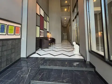 Hipólito Yrigoyen al 6100