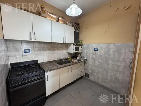 Venta de Casa con Galpón en Lomas De Zamora