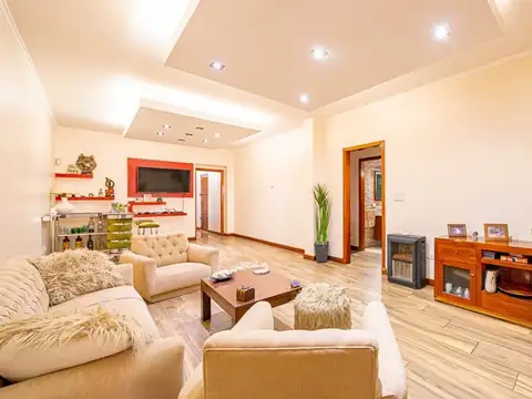 CASA 3 AMB QUINCHO DEPTO PISCINA VILLA SARMIENTO