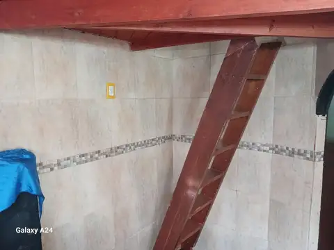 Depto Tipo Casa en Venta 8 años