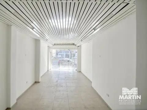 Local en Venta de 48m2 en Olivos con Patio | Sin Gas