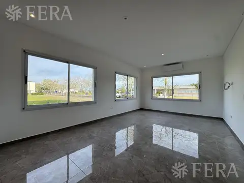 Casa en Venta en Countries y Barrios Cerrados en la Plata, USD 429.000