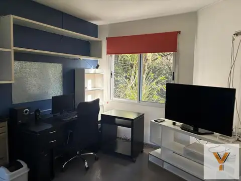 Casa en venta - 3 Dormitorios 4 Baños - Manuel Alberti