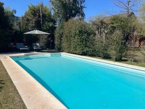 ALQUILER TEMPORARIO GALAPAGOS 4 dormitorios