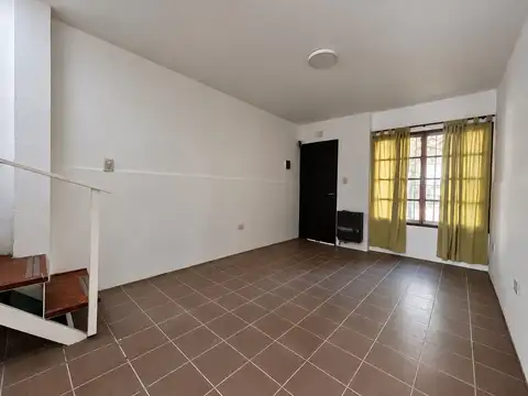 VENTA DE DUPLEX 3 AMBIENTES MORON