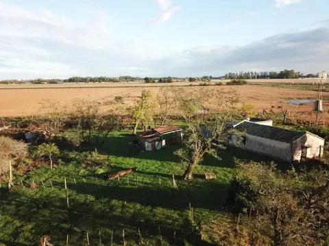 Campo en venta - 2 Dormitorios 1 Baño - Cochera - 23.000Mts2 - Exaltación de La Cruz