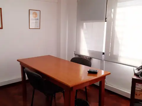 Oficina en Venta 50 años