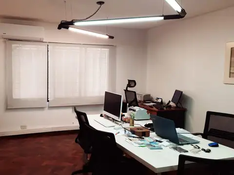 Oficina 3 ambientes con 1 baño