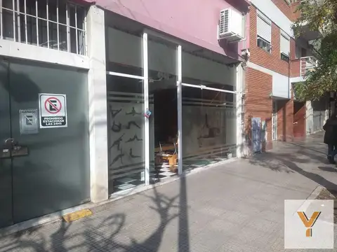 Local de 100 m² en Villa Urquiza con gran potencial comercial