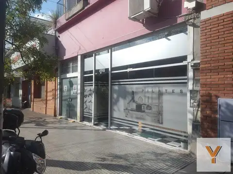 Juramento e/ Pacheco y Avenida TRiunvirato