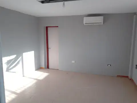 Galpon en Venta en Puerto Santa Cruz, USD 270.000