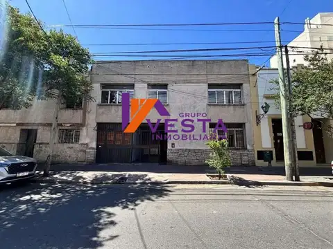 Casa en venta-necochea al 500- macrocentro