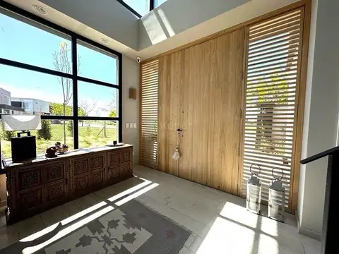 Casa en Alquiler de 3 dormitorios