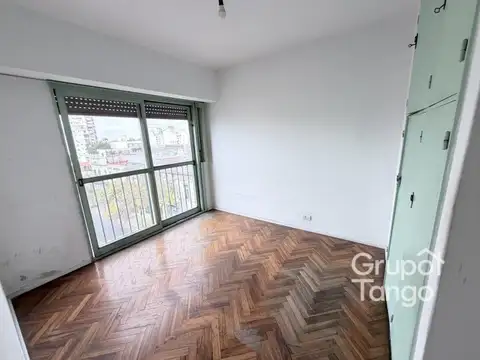 15 de noviembre 1885 1407 , Piso 4