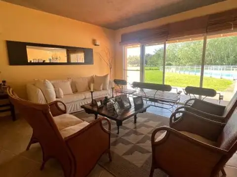 Casa en Venta en Estancia Benquerencia Farm Club, USD 520.000