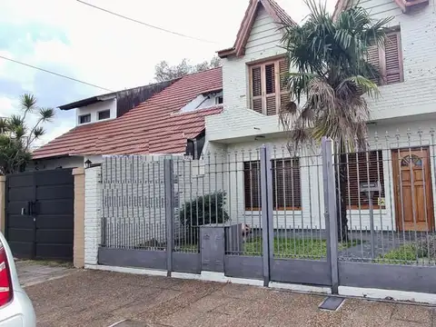 EXCELENTE CHALET 5 AMBIENTES ESCUCHA OFERTA