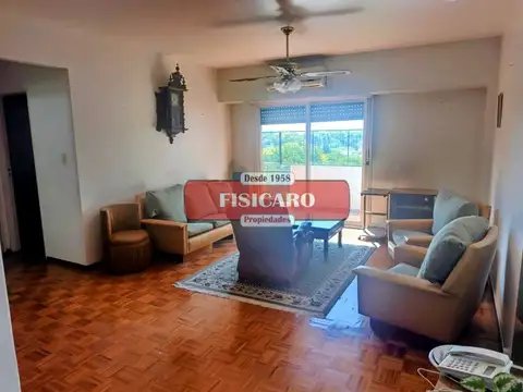 VENTA  Depto 3 ambtes c/cochera al fte. piso 5º - Vicente López