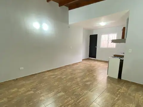 Av. Hipolito Yrigoyen 1800, Piso 1