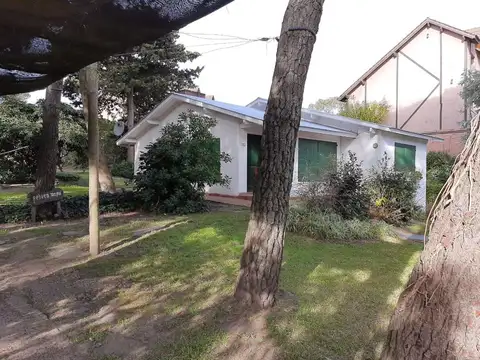 Casa muy comoda en Valeria del Mar a 3 cuadras del mar. 