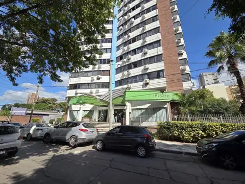 Maestro Angel D'elia 800, Piso 19