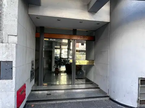 Av. Avellaneda 2300, Piso 10