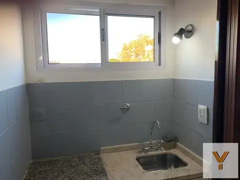 Saavedra e/ Garavano y 9 de Julio
