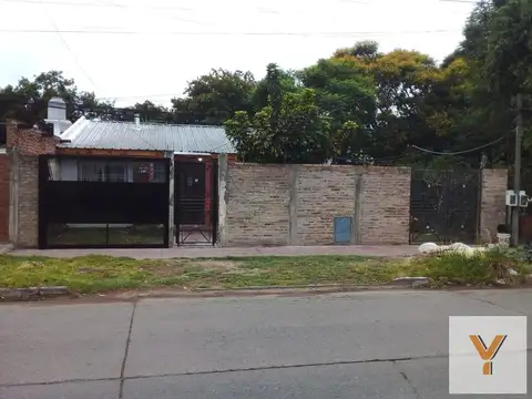 Casa en venta - 5 Dormitorios 3 Baños - 400Mts2 - José C. Paz