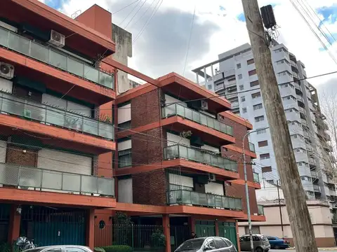 Depto 2 ambientes con cochera en Quilmes Centro