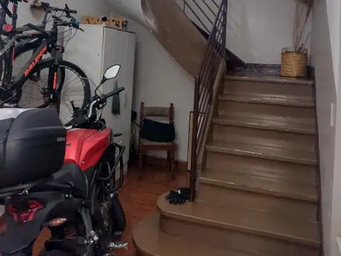 Depto Tipo Casa en Venta de 4 ambientes