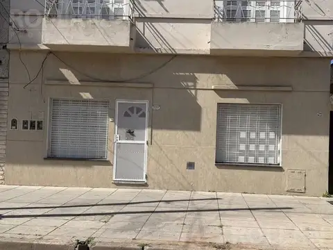 Bernardino Rivadavia al 2500