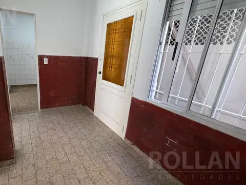 ALQUILER PH DE 2 AMBIENTES EN MUNRO A METROS DE AV VELEZ SARSFIELD Y DE LA ESTACION DE TREN
