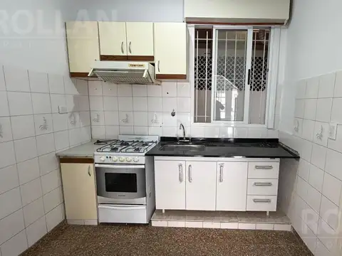 Depto Tipo Casa en Alquiler en Munro, $ 700.000