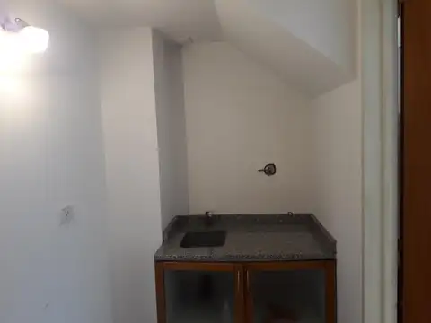 Local comercial en VENTA OLIVOS