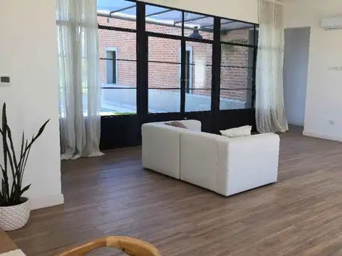 Calle El Deslinde 1600