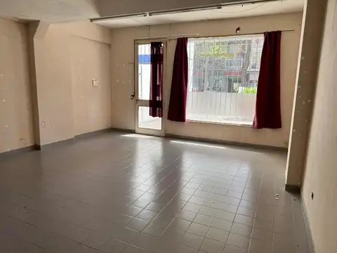 Local en Venta en Boedo, USD 100.000