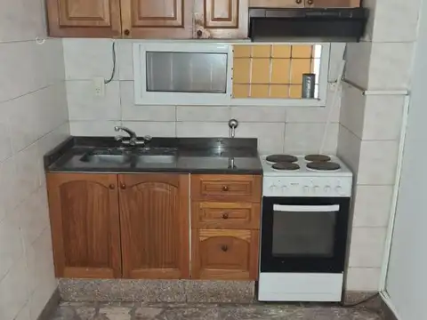 Dr Ramon Carrillo  al 2200