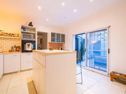 Depto Tipo Casa en Venta con 1 cocheras