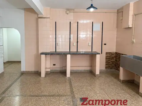 Local en Alquiler en Lanús Este, $ 1.300.000