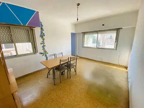 PH VENTA 3 AMBIENTES MONTE CASTRO