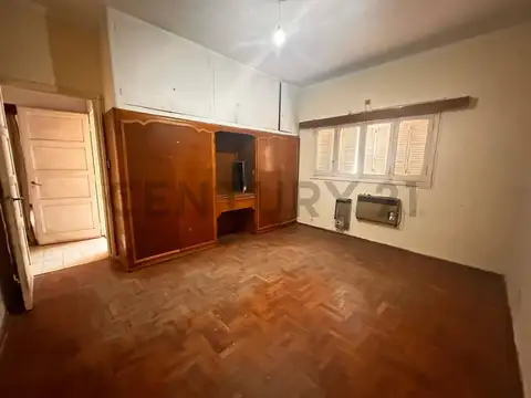 Julio Argentino Roca 900, Piso 0