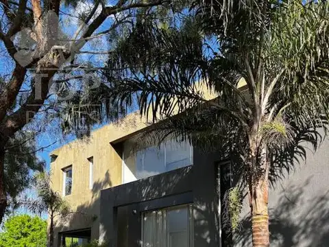 Casa en Venta en San Isidro Labrador, USD 650.000