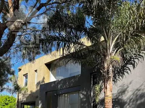 Casa en venta en barrio San Isidro Labrador, Villanueva