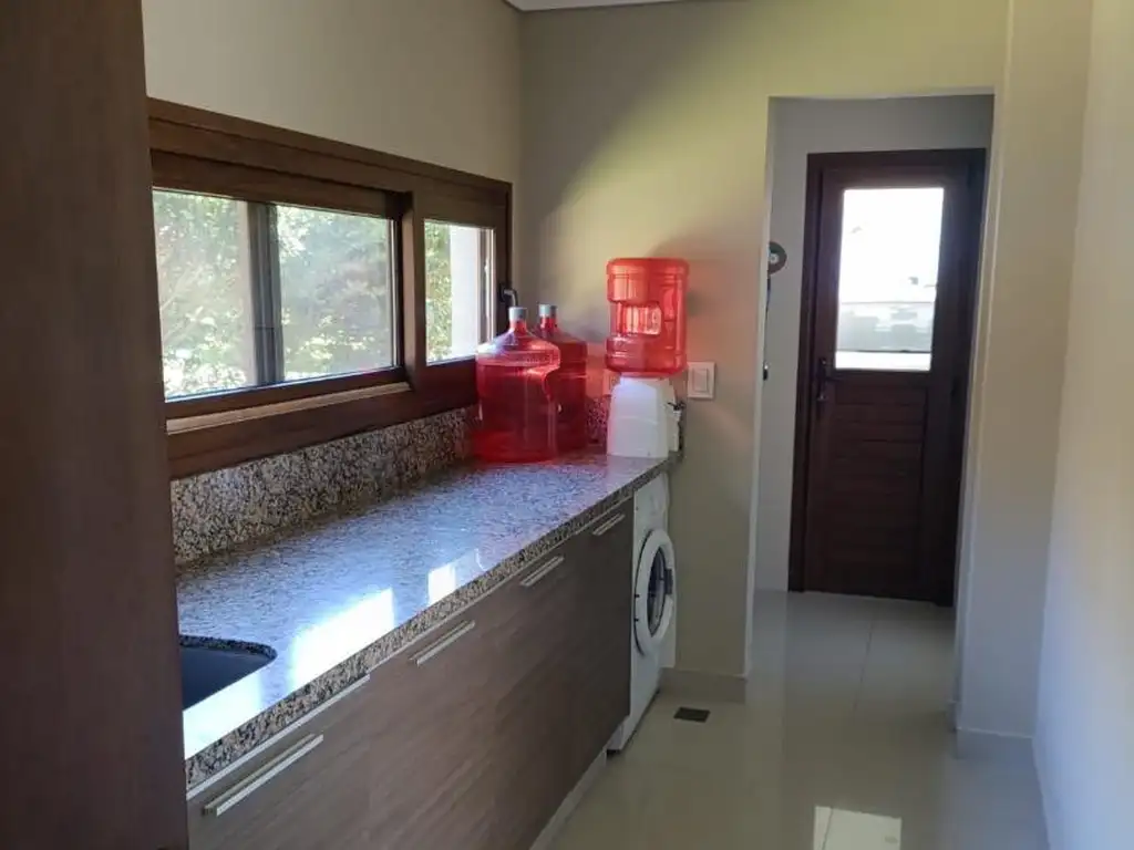Venta Casa en Abril, Club de Campo - Foto 18