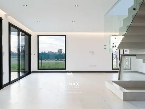 CASA 4 AMBIENTES EN CANNING CHICO