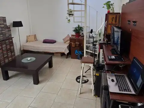 Depto Tipo Casa en Venta 17 años