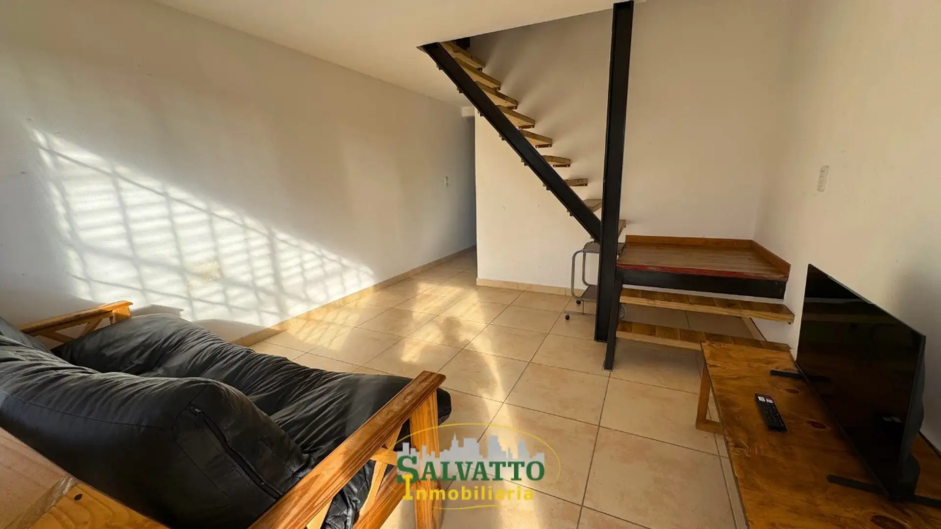 Complejo de 4 duplex en barrio Alfar a metros de la playa