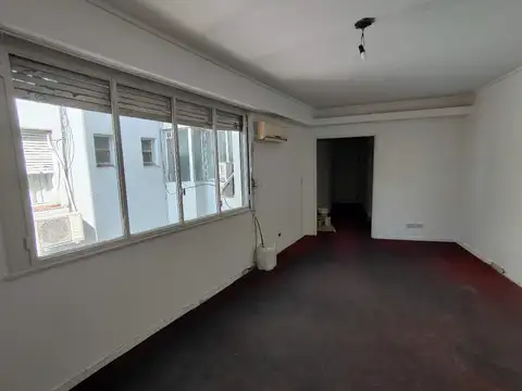 Departamento en Venta en Parque Centenario, USD 132.000
