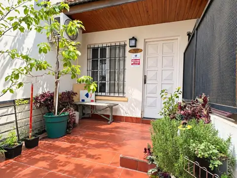 VENTA DÚPLEX 3AMB PATIO/COCHERA.LOMAS DEL MIRADOR
